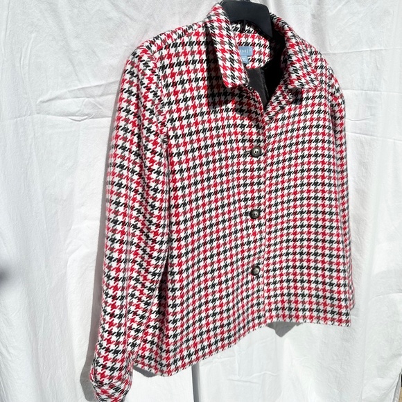 Houndstooth Classic Woven Red, Black and White Box Cut Blazer Coat - Picture 2 of 5